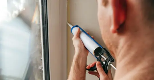 Sealing window crack